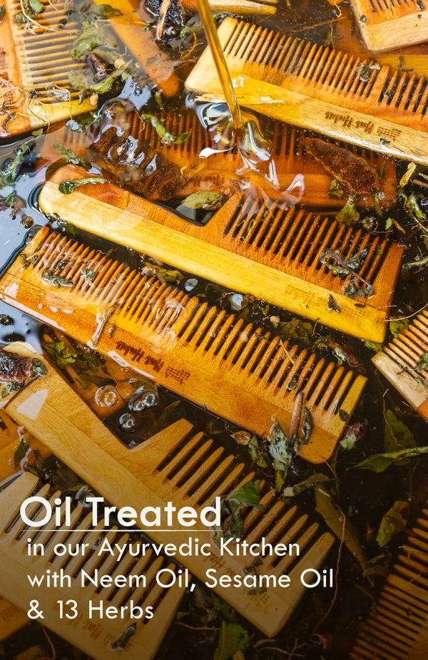 <strong>Fine Tooth Kacchi Neem Comb</strong> <br><i>Frizz Control & Shine</i> - Nat Habit