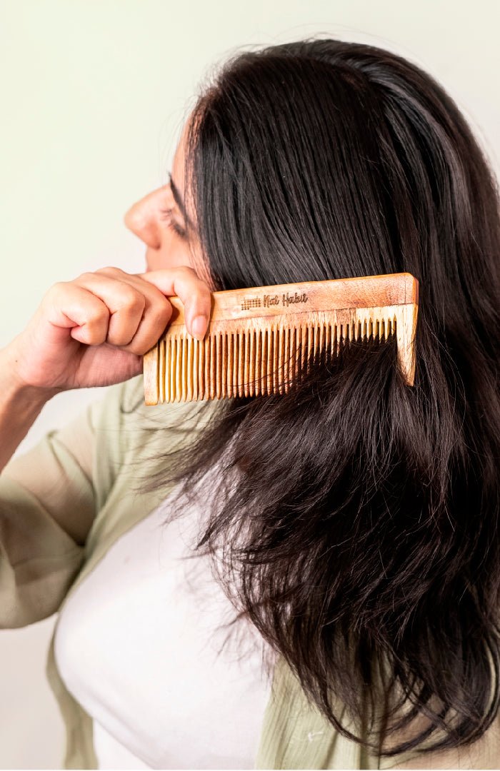 <strong>Fine Tooth Kacchi Neem Styling Comb </strong><br><i>Daily Styling, Large Size</i> - Nat Habit