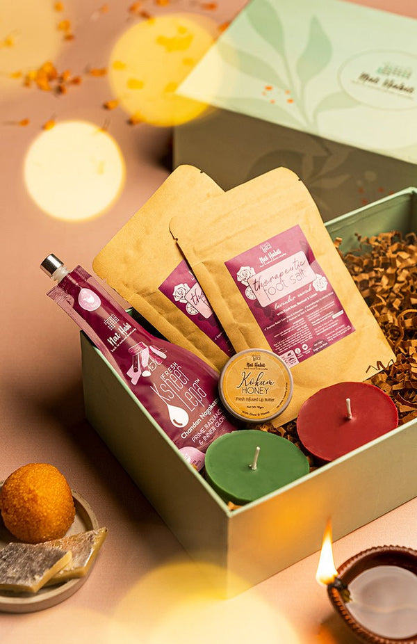 <strong>Nature's Diwali Gift Set</strong> <br><i>Purity For You</i> - Nat Habit